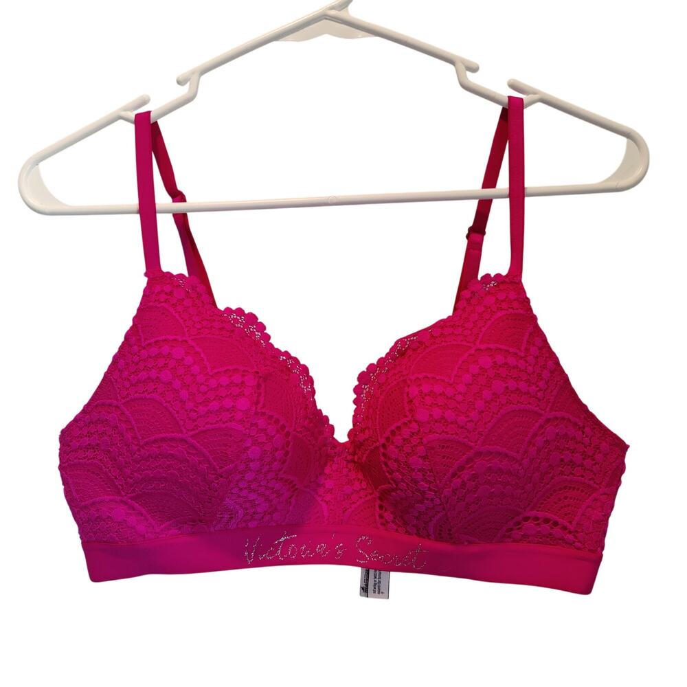 Victoria's Secret Sz 36B Hot Pink Lace Padded No Wire Bra